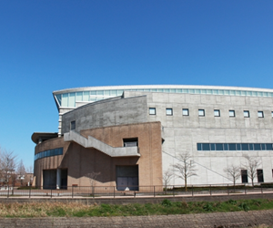 富山市総合体育館