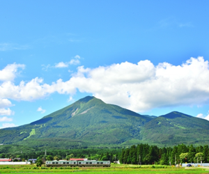 磐梯山
